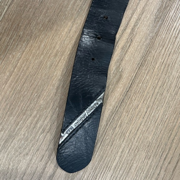 Diesel belt - Picture 3 of 3